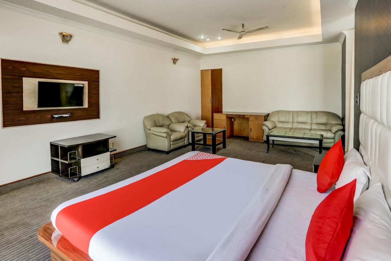 Hotel Oyo 71042 Sahara Estate Gorakhpur Exterior foto